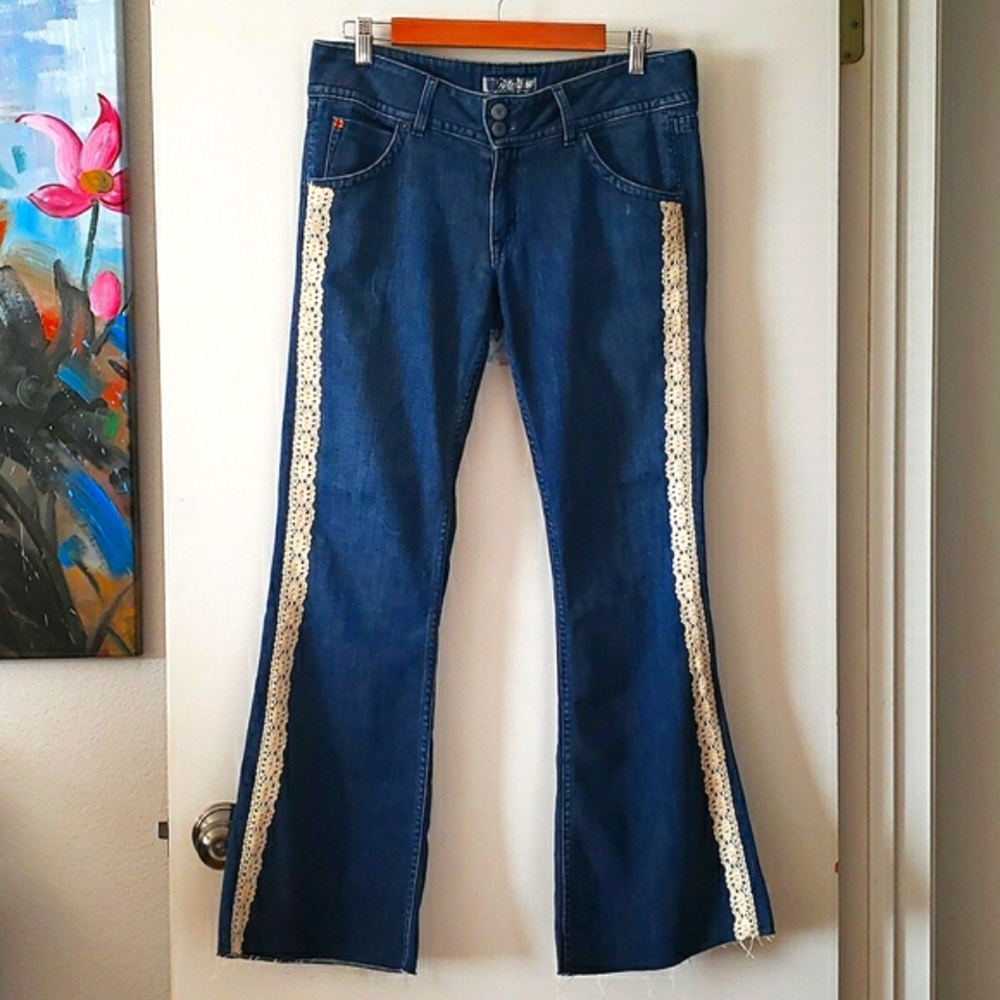 Hudson Curvy Low Rise Boot Cut Jeans With Lace Size 30